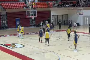 有老有小！勇士先发阵容年龄总计161岁 23岁的波姐最小
